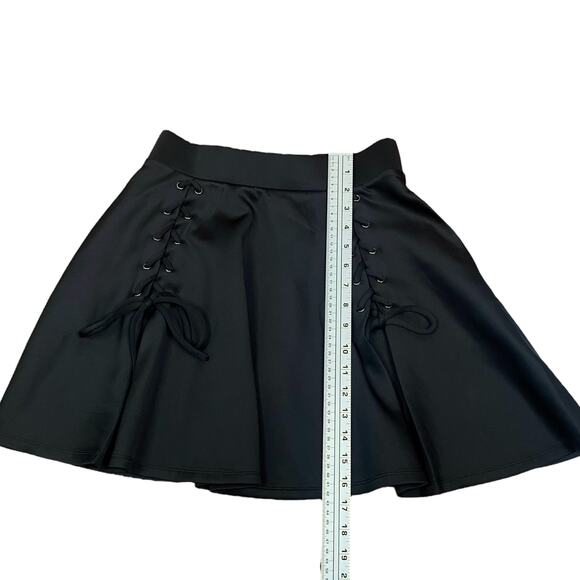 Hot Topic Black Lace Up Emo Flared Skater Mini Skirt SZ S - Picture 9 of 9